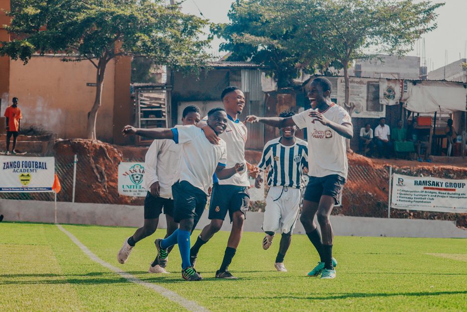 Senegal players celebrating goal World Cup 2026