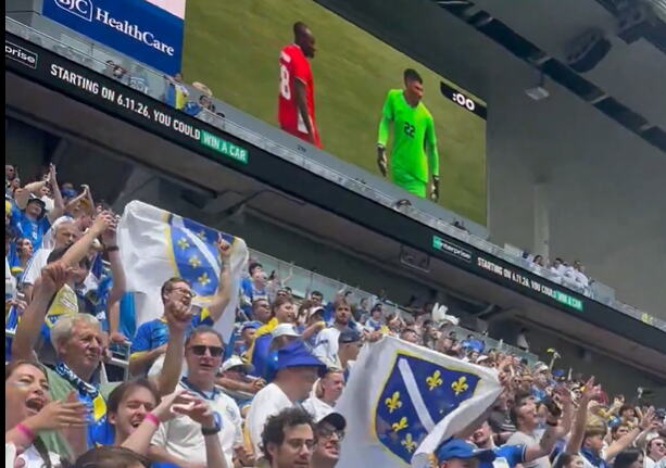 Lilies Bloom in St. Louis: Bosnia's 20k Army Sing Halid Bešlić Live