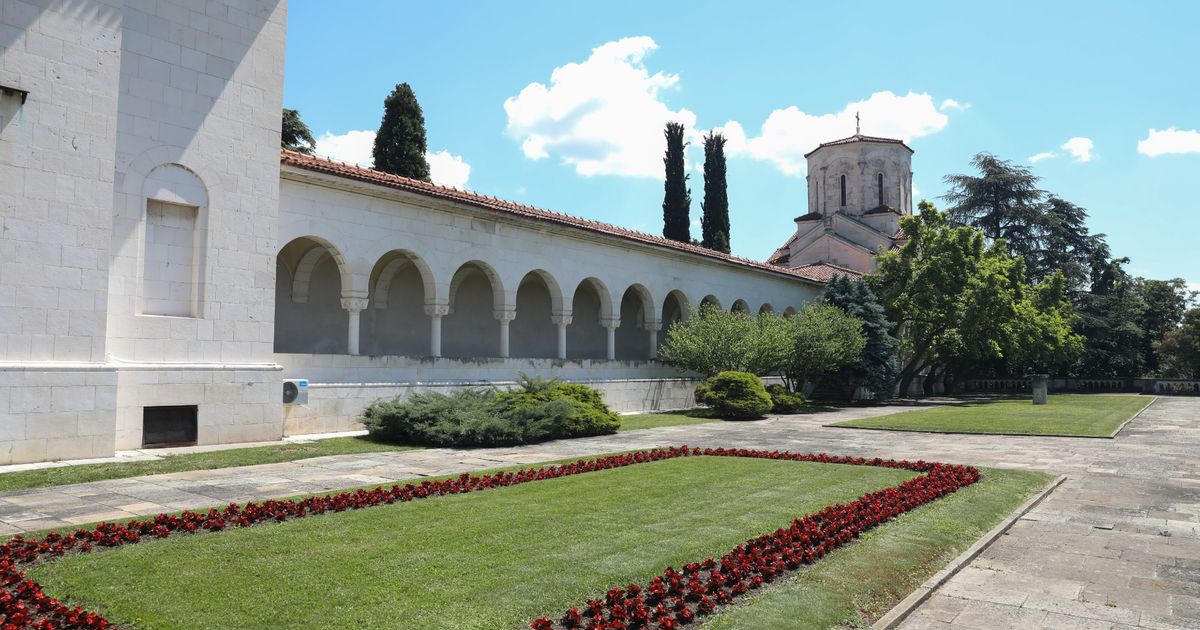 Royal Court Complex Tours Reopen on Dedinje Hill