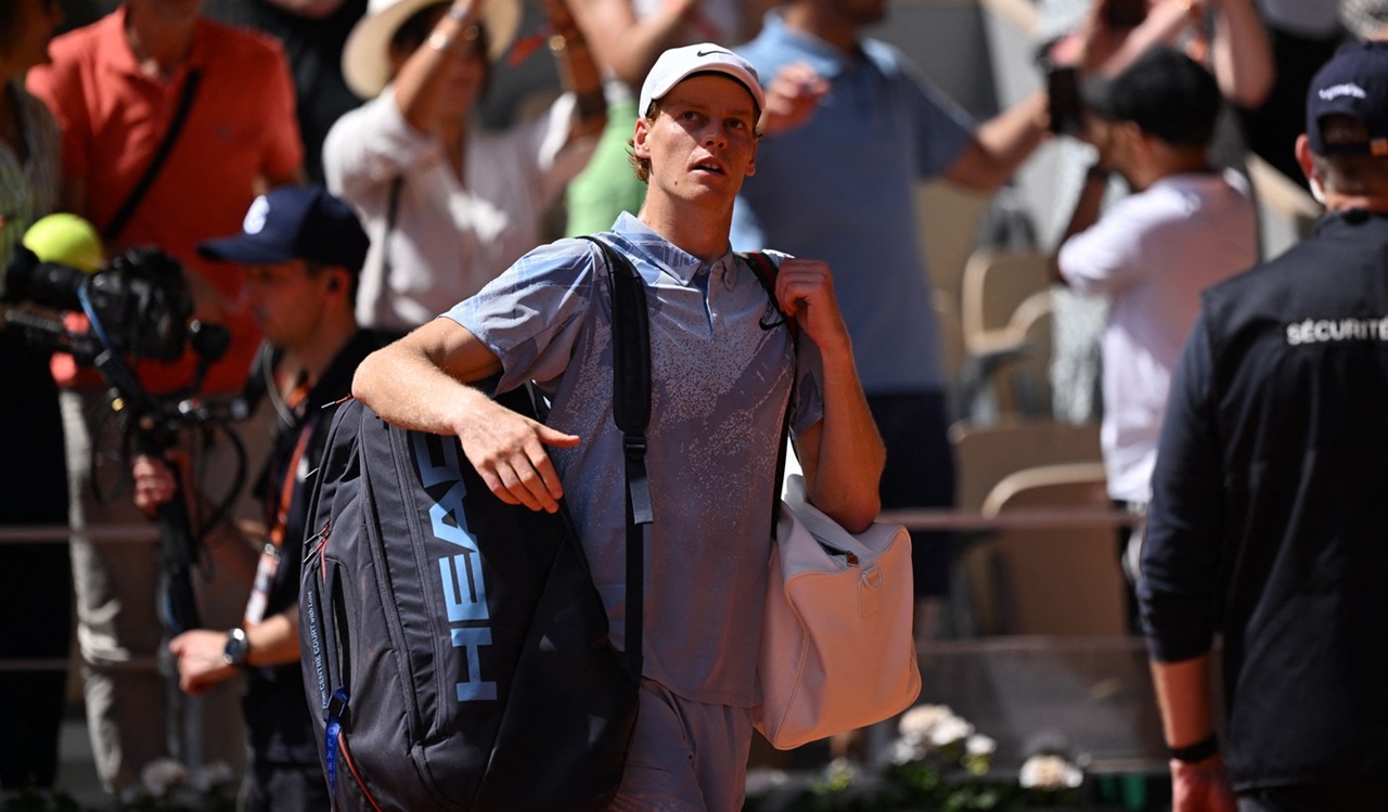 Sinner Shocked Out of Roland Garros by Cerundolo Upset