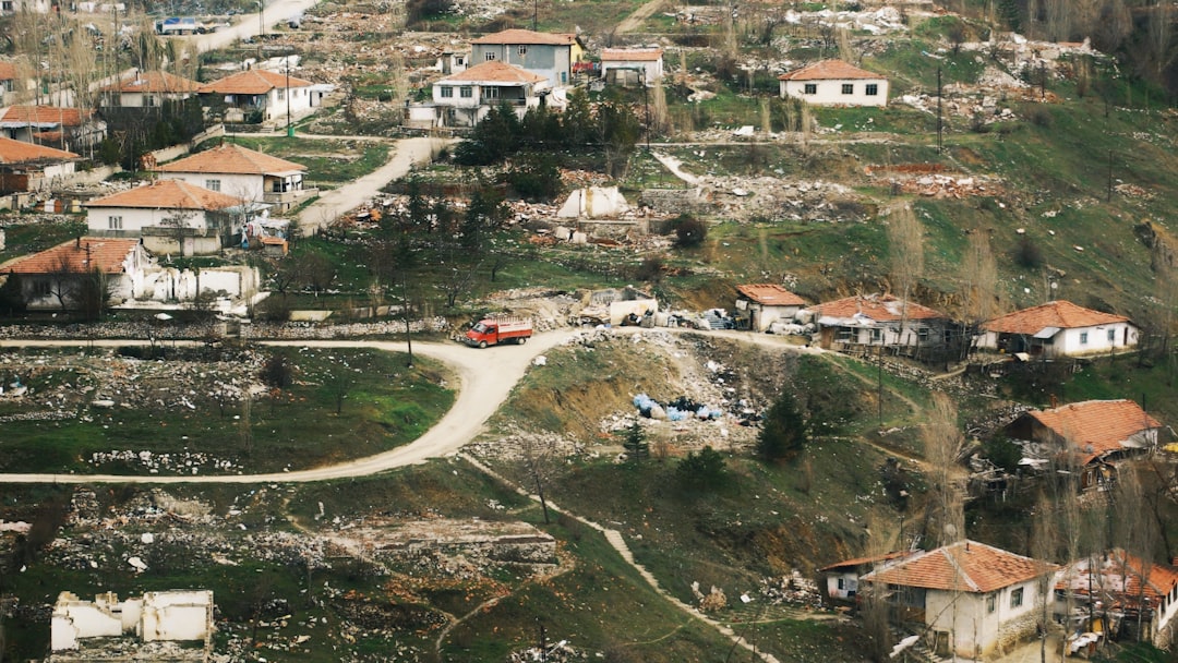 Hail damage to vehicles and crops in Ankara