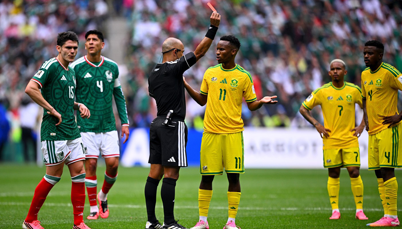 3 Reds in Opener! Mexico 2-0 South Africa Sets Dark World Cup Record
