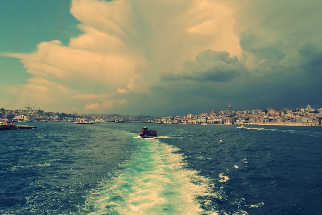 Istanbul Braces for Heavy Rain and Wind as Meteorologists Warn of Disruptions