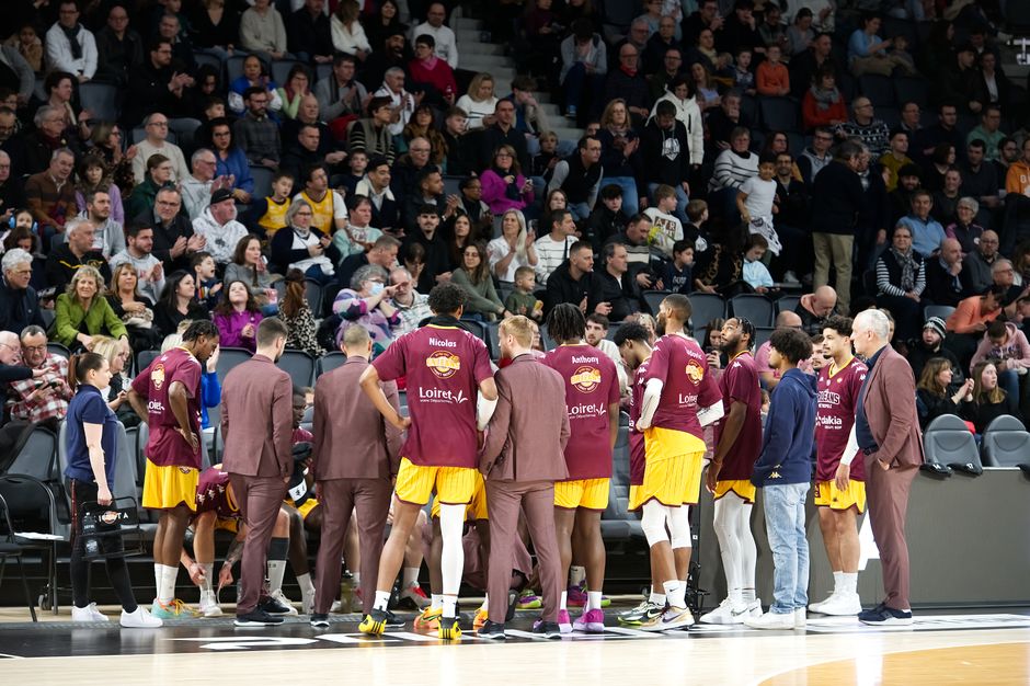 Mega Basket stadium fans booing coach Sasa Obradovic