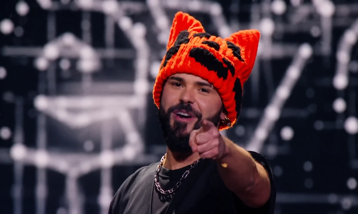 Eurovision Final: Watch Akylas Live