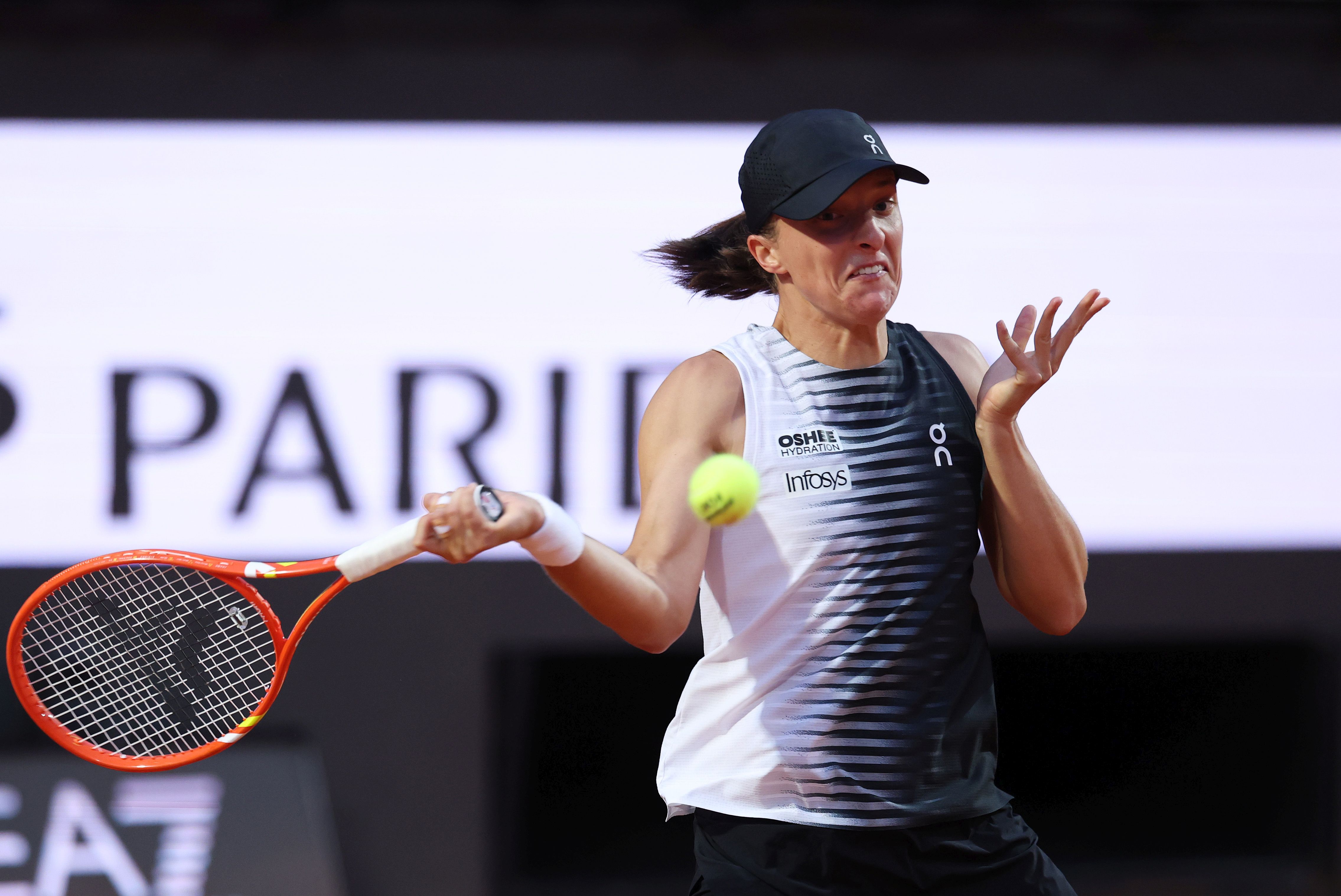 Shvayntek and Osaka Set Up Fourth-Round Showdown in Rome