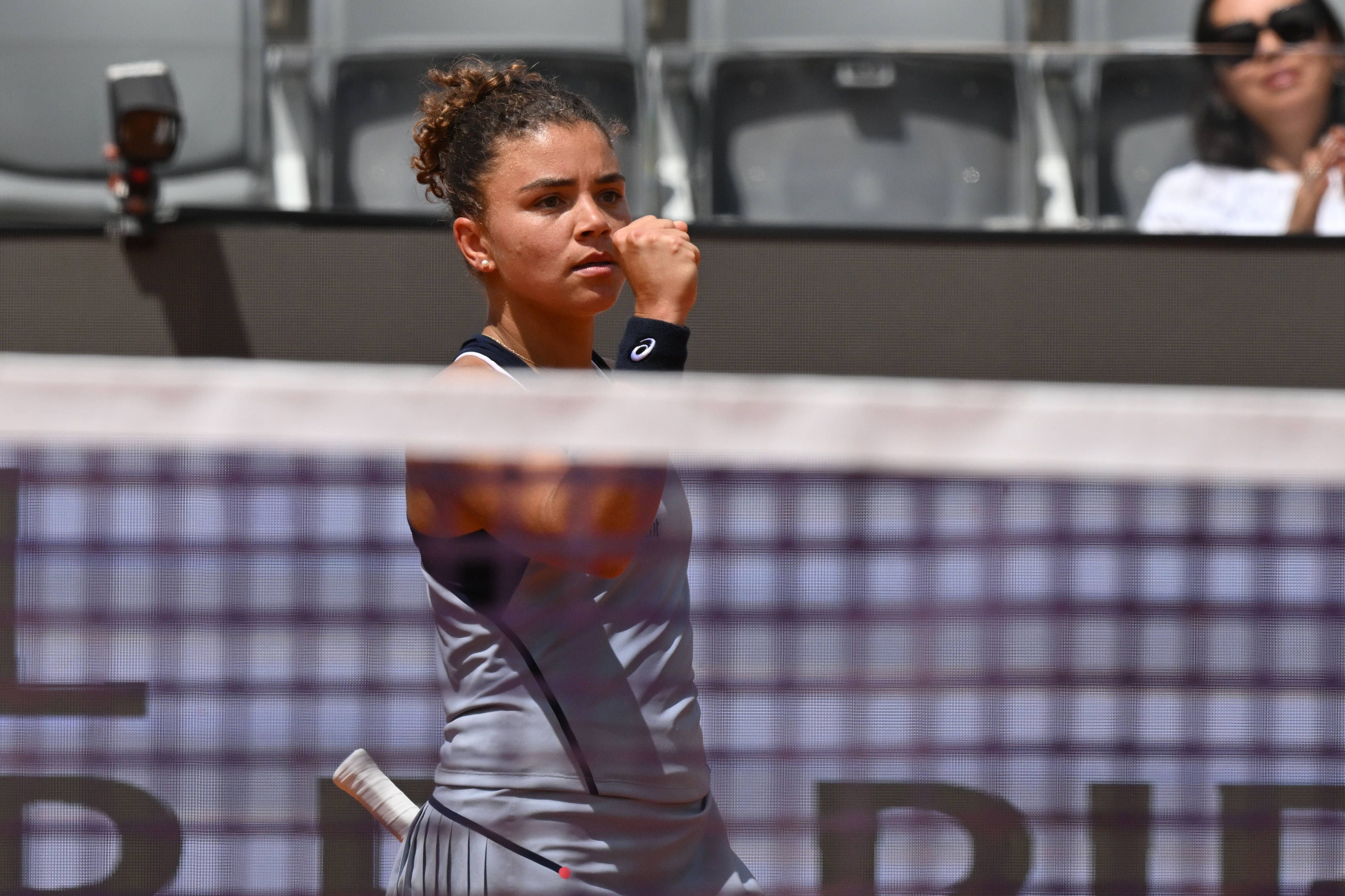 Jazzmin Pajacini Begins Title Defense with a Hard-Fought Win in Rome