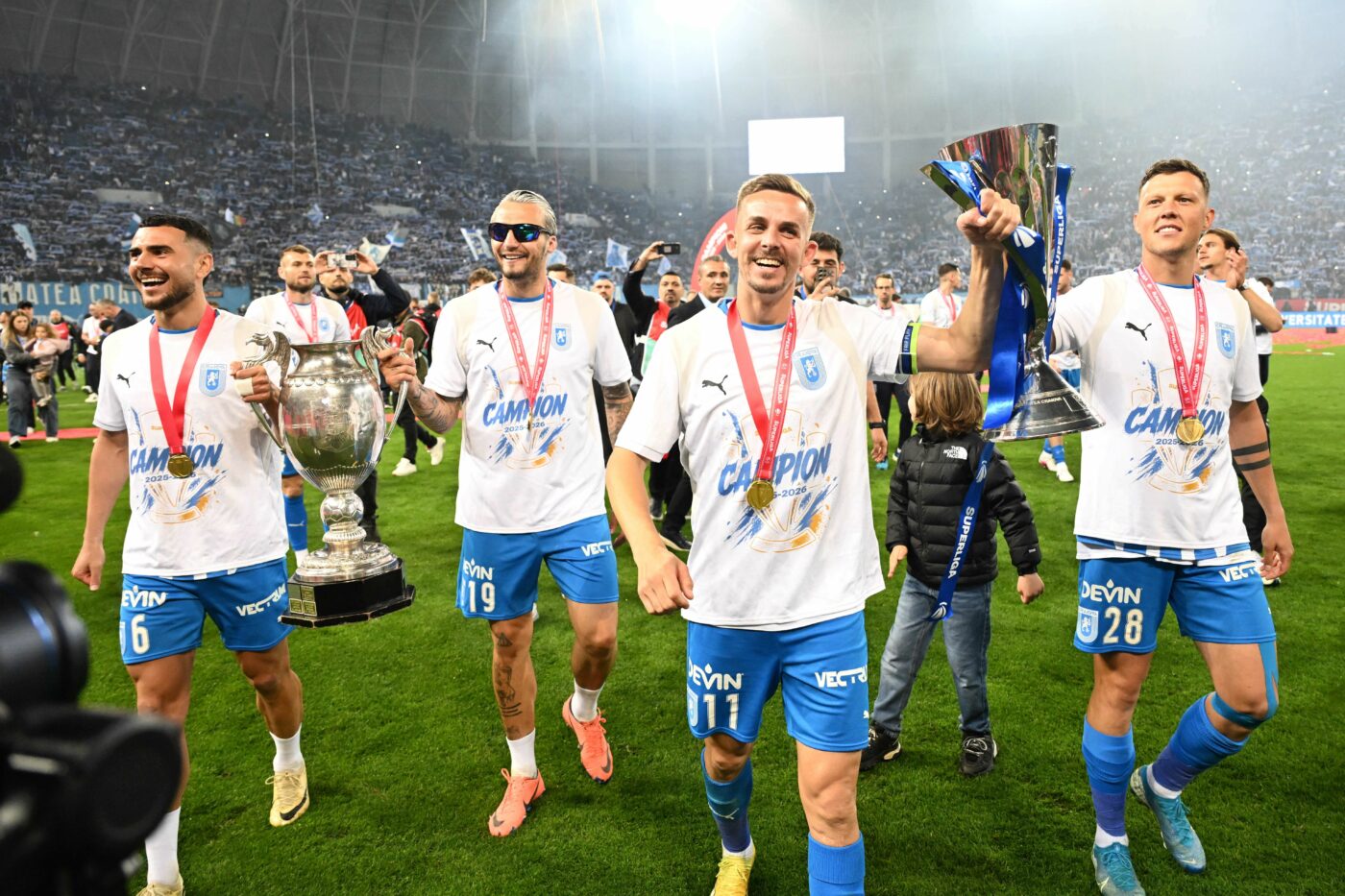 Universitatea Craiova Loses Key Player as Transfer Window Opens