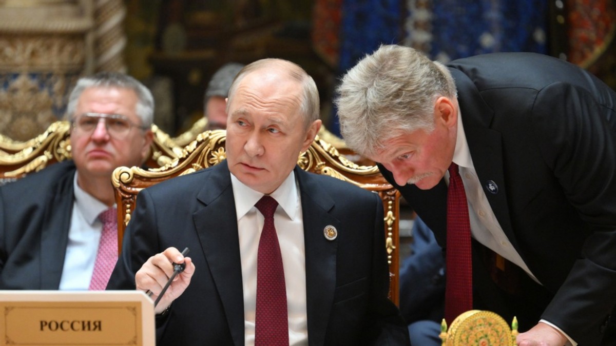 Putin Accessible by Phone, Says Kremlin Spokesman