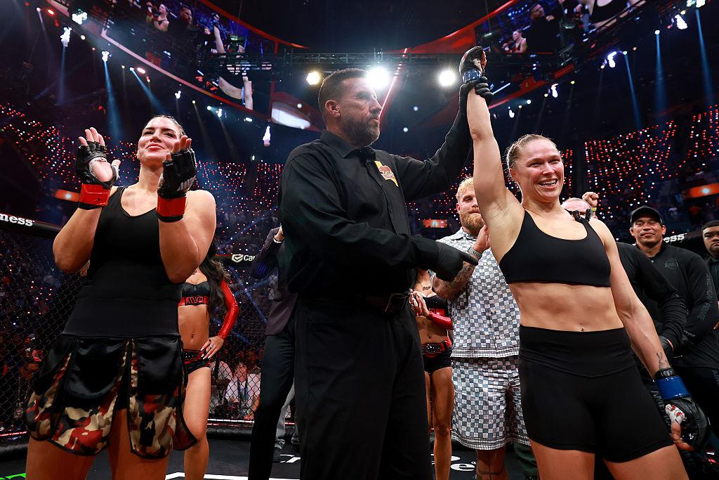 Ronda Rousey Defeats Gina Carano in a Remarkable 17 Seconds