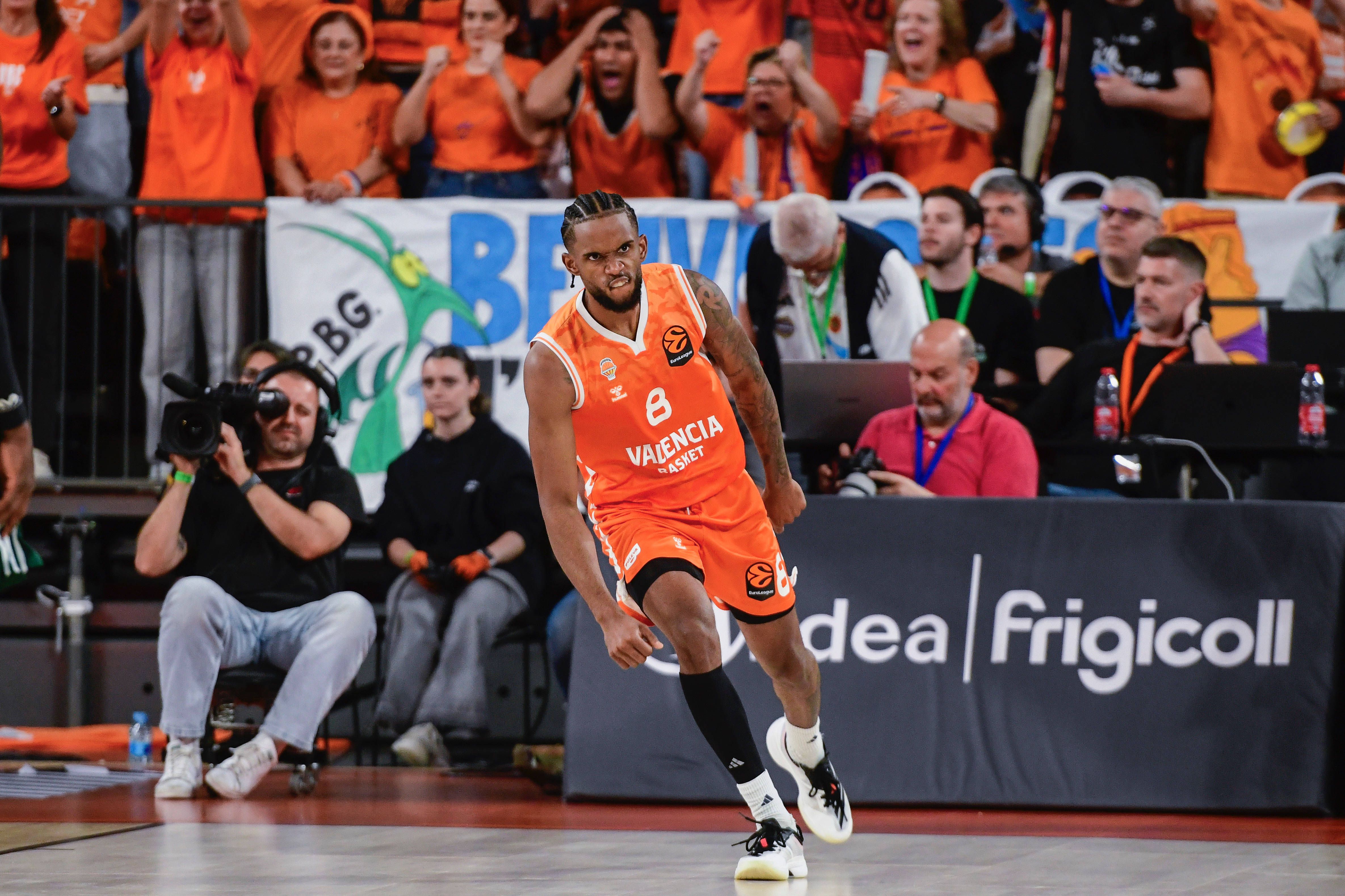 Valencia Star Sets EuroLeague Efficiency Record in Playoffs