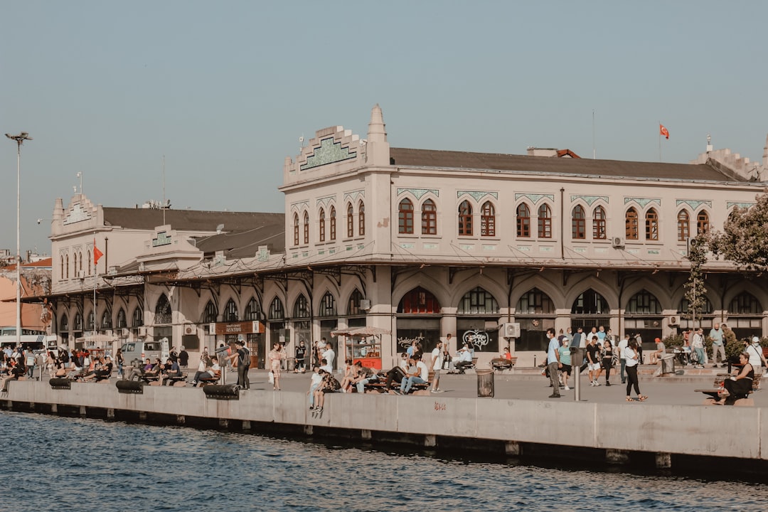 Çağatay Ulusoy Yalı Çapkını Bosphorus Istanbul