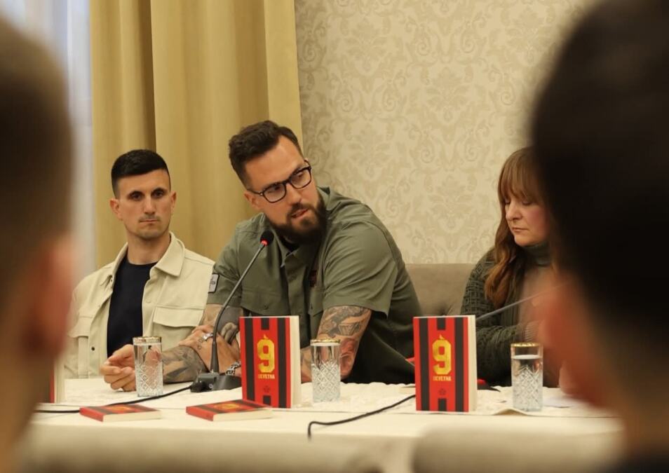 Beograd Promotion for "Devetka" Novel: Sports Icons Discuss Jovan Simić's Work