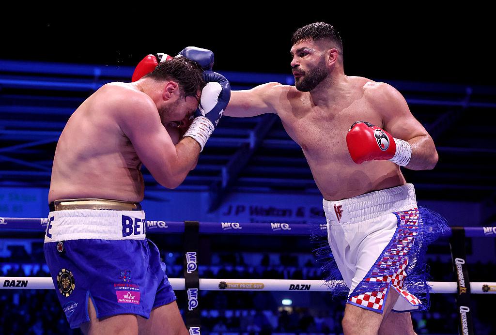 Hrgović Triumphs Over Allen in Heavyweight Bout