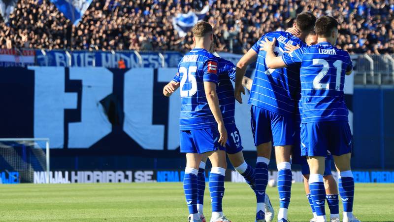 Dinamo Celebrates Double Crown Before Full Maksimir Stadium!