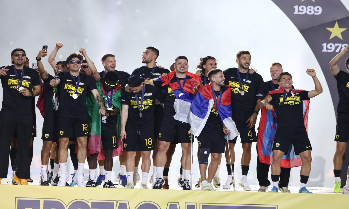 AEK Athens: Lubisic's Final Bow? The Club Seeks Offers After Wasted Chance