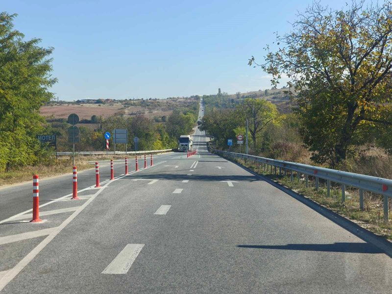 Коли се блъснаха странично на изхода на Асеновград, движението е затруднено