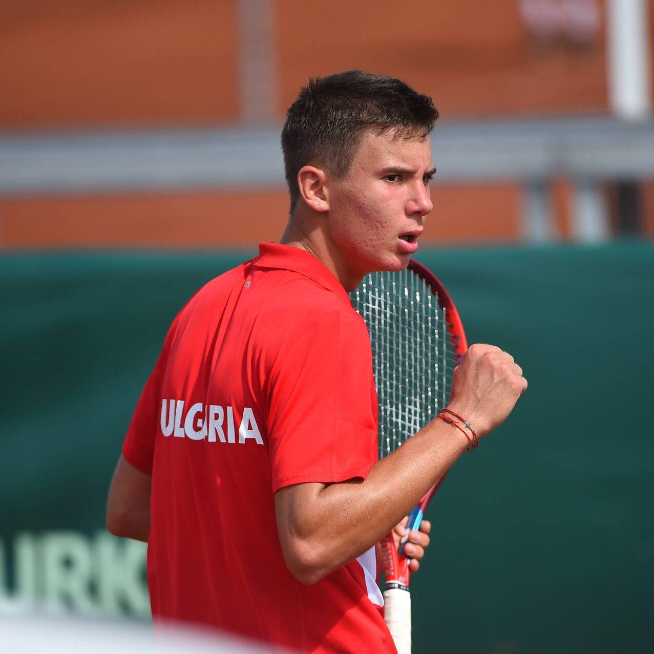 Bulgarian Tennis Star Iliyan Radulov Reaches Quarterfinals in Spain
