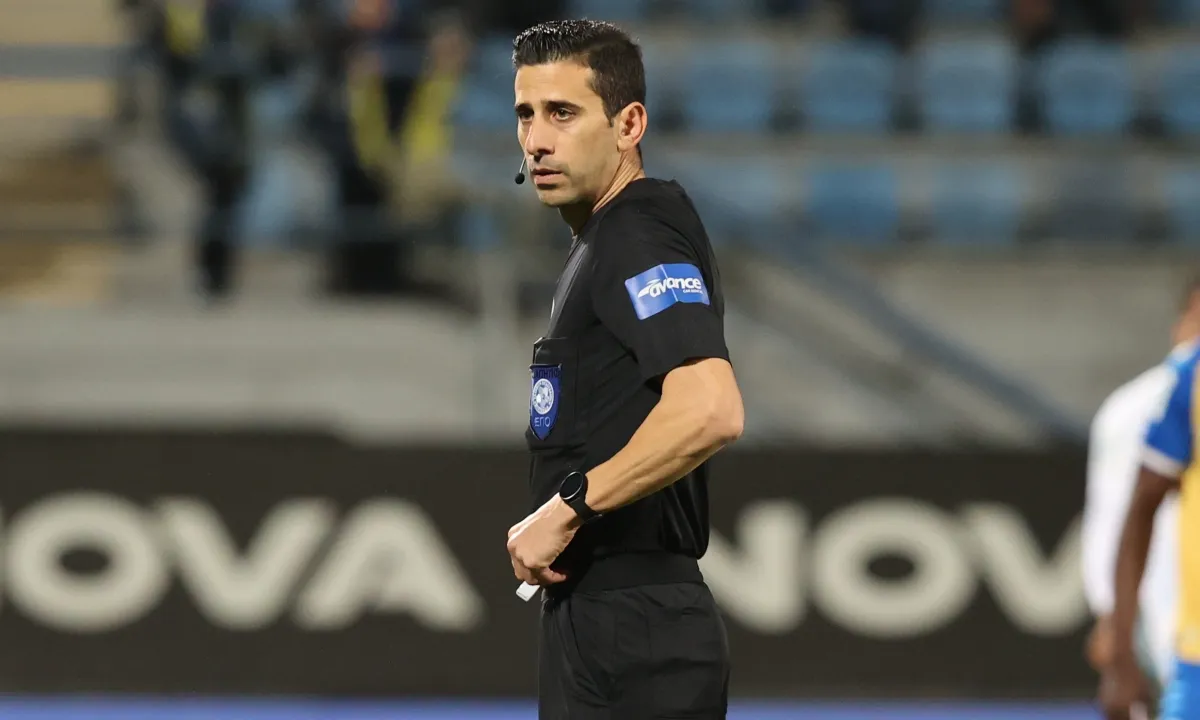 Sportime Confirms Evangelou as Referee for AEK - Asteras Tripolis Match and CED Sends a Message to the "Blacks" Before Their Clash