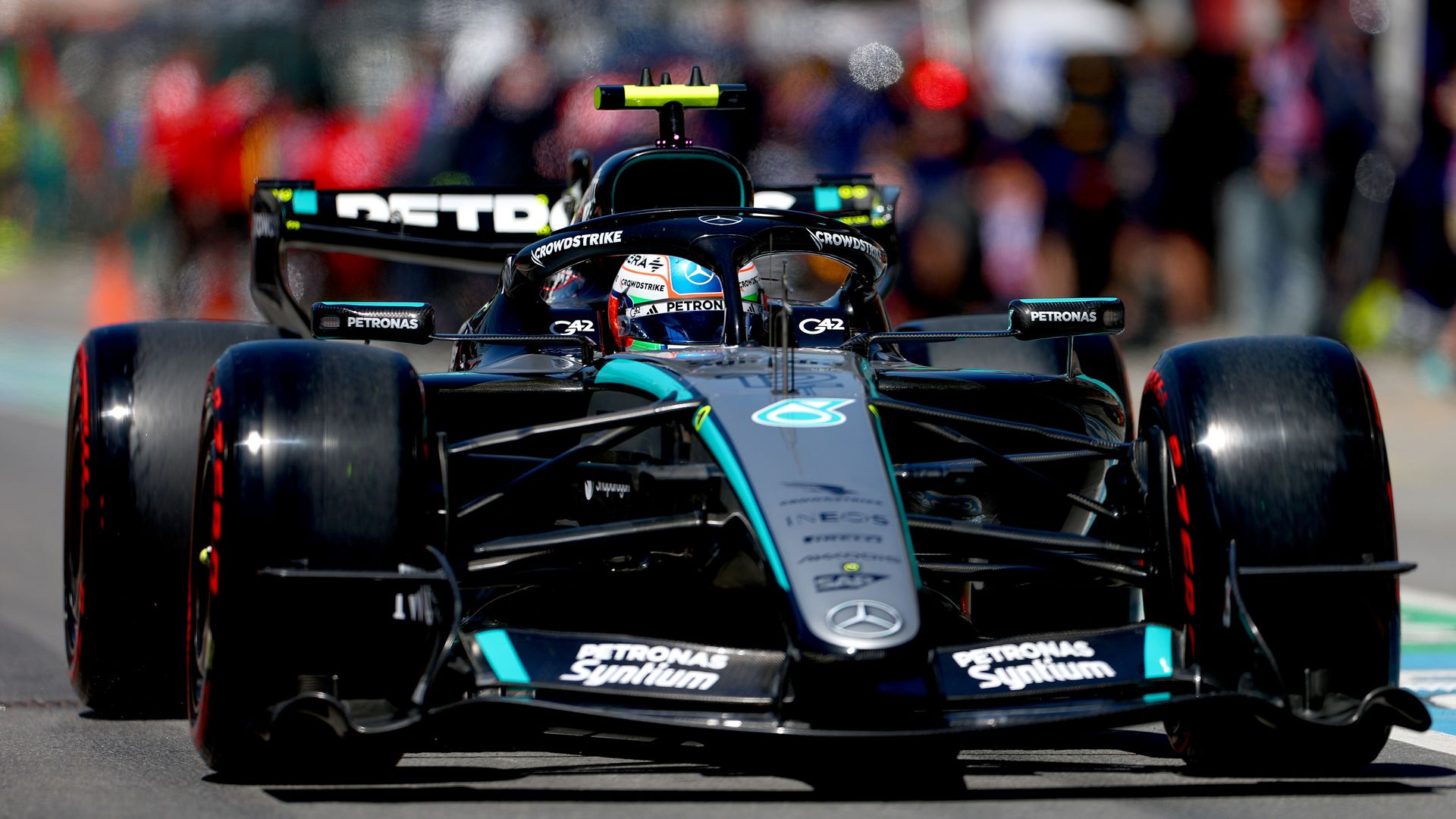 Antonelli Dominates Canadian GP Practice Over Russell