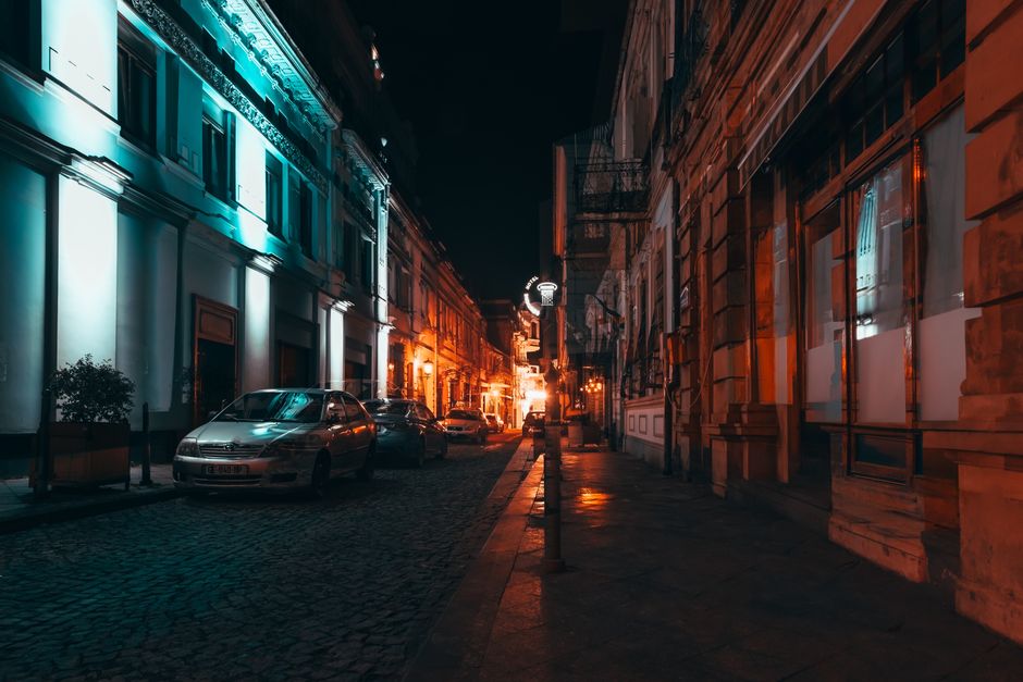 Belgrade nightlife Old Town bars clubs street scene