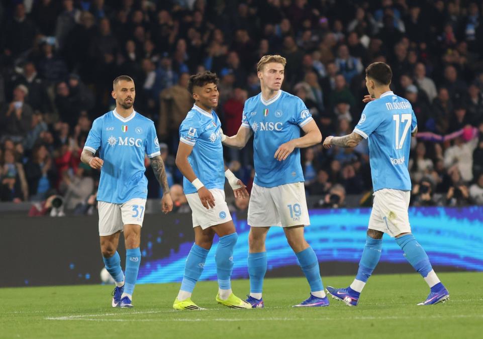 Serie A Update: Napoli Secures Champions League, Roma Defeats Lazio, Juventus Falls to Fiorentina