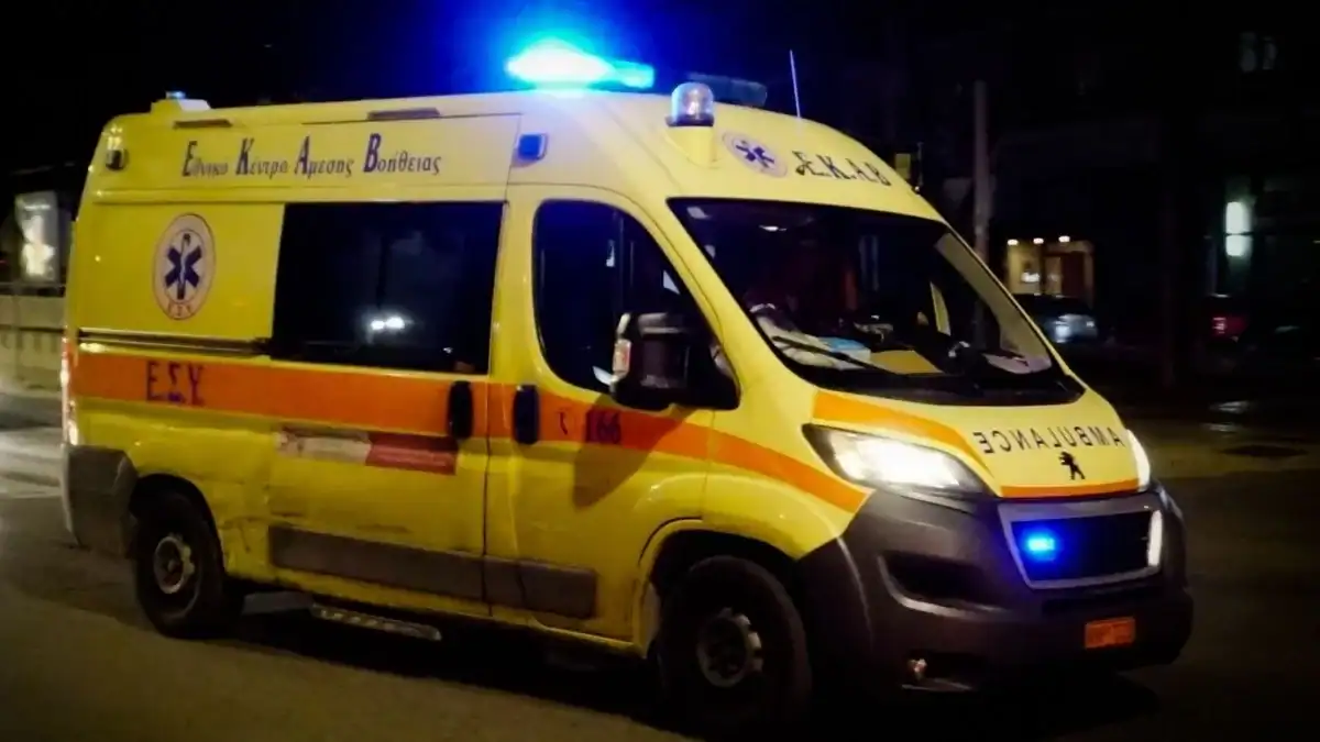 Emergency Crews Rescue Teenager Who Fell In Corinth Canal