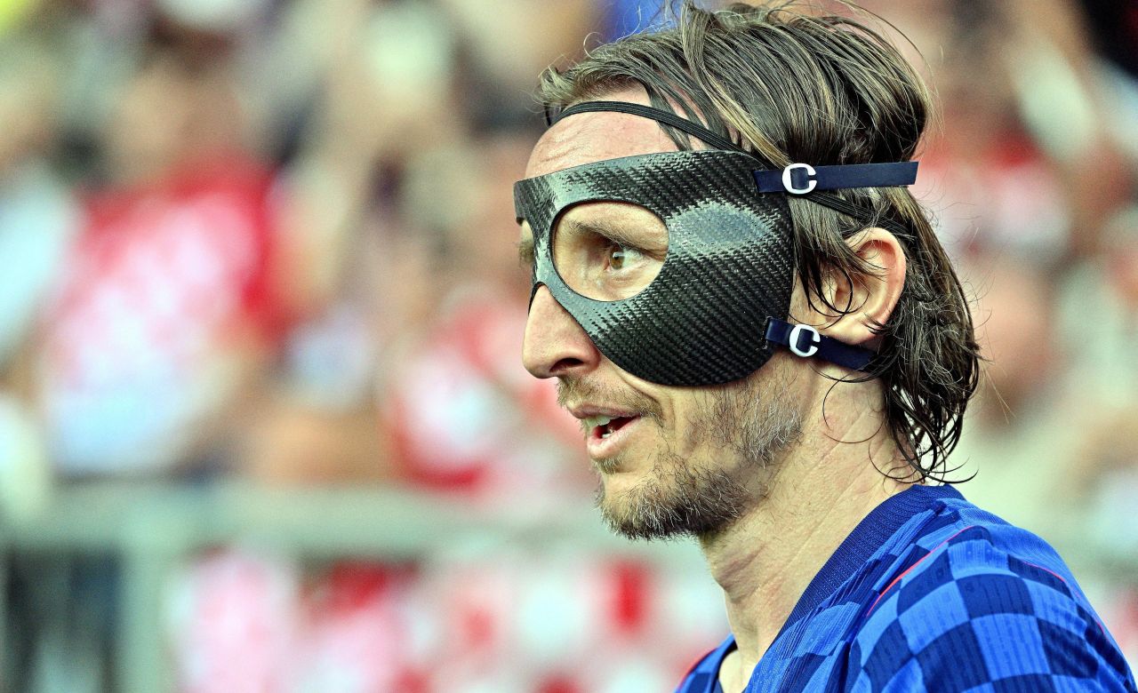 Modric Signs! The Maestro Decides His Future After the World Cup
