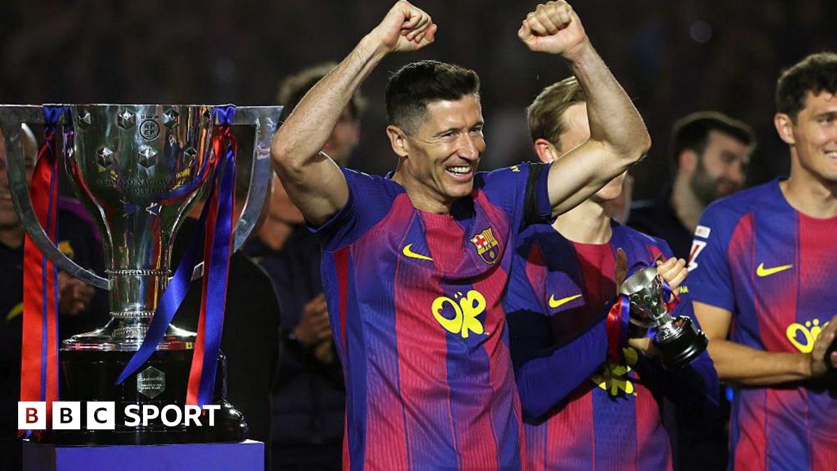 Lewandowski Completes Mission at Barcelona