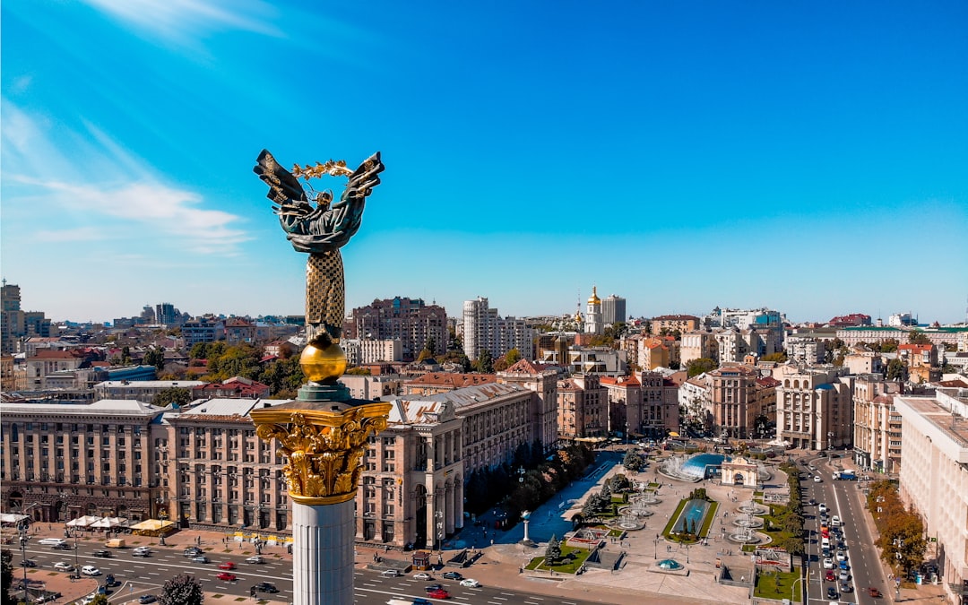 Meloni Outlines Italy’s Dual-Track Strategy for Ukraine: EU Leadership and US Independence