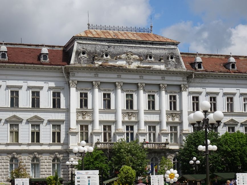 Palatul Regal Mamaia Romania garden facade historic
