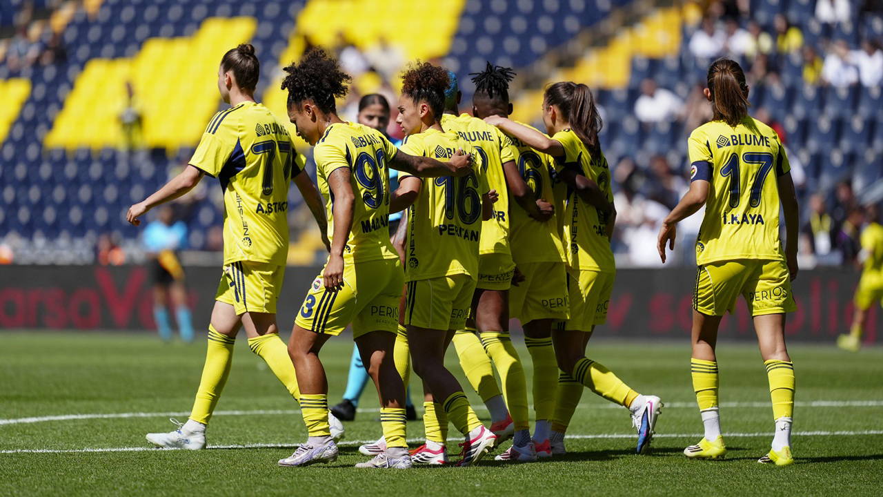 Fenerbahçe ArsaVev Dominates Ünye Kadın SK 8-0