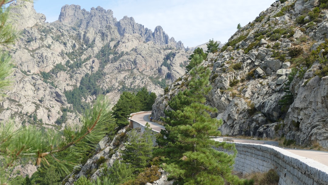 Map of Balkan cycling routes with marked trails and mountain peaks
