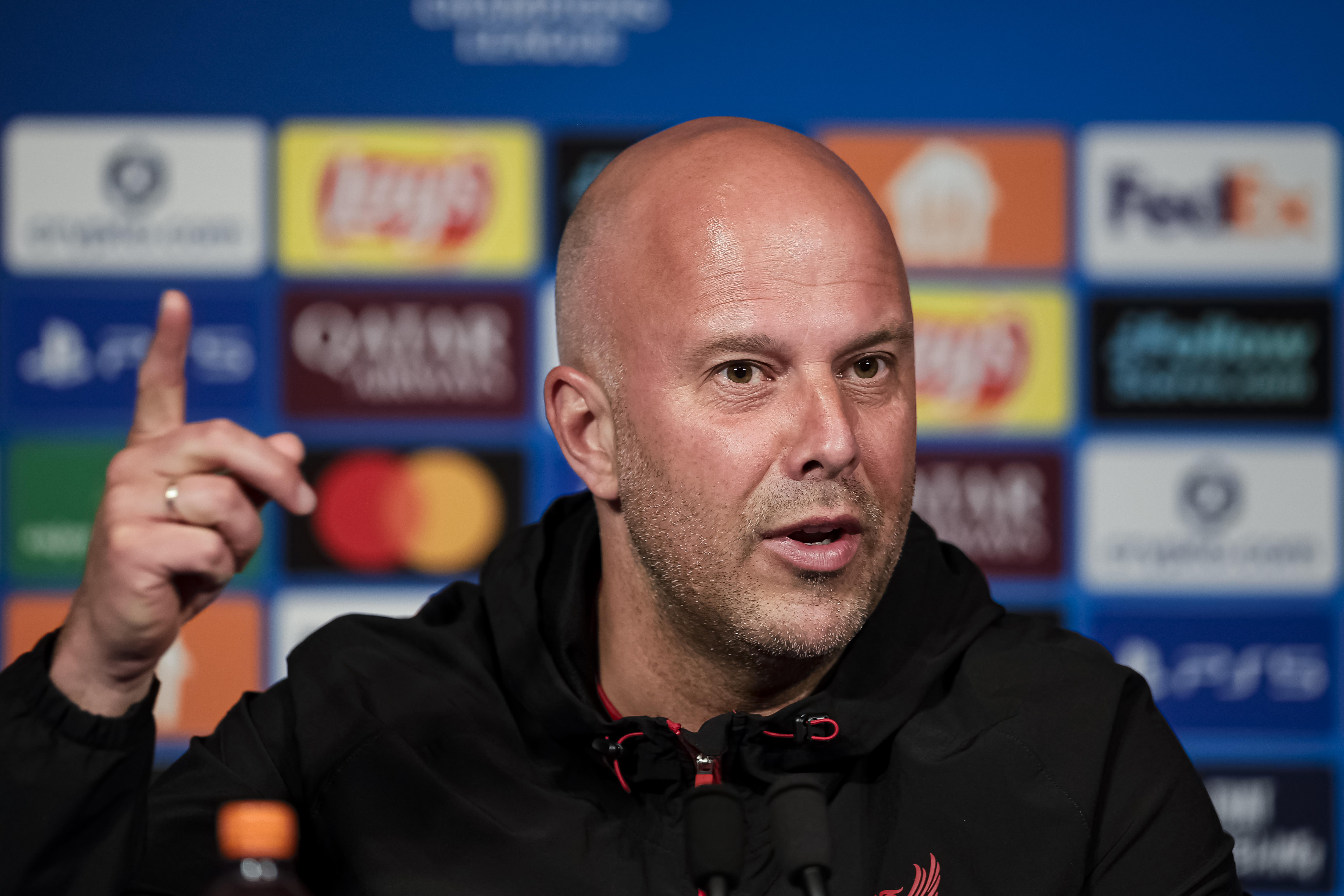 Slot Slams Door on Fulham: Arne Chooses Silence Over Premier League Rush