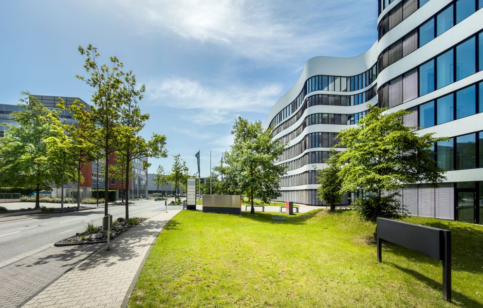 Meta headquarters menlo park california exterior