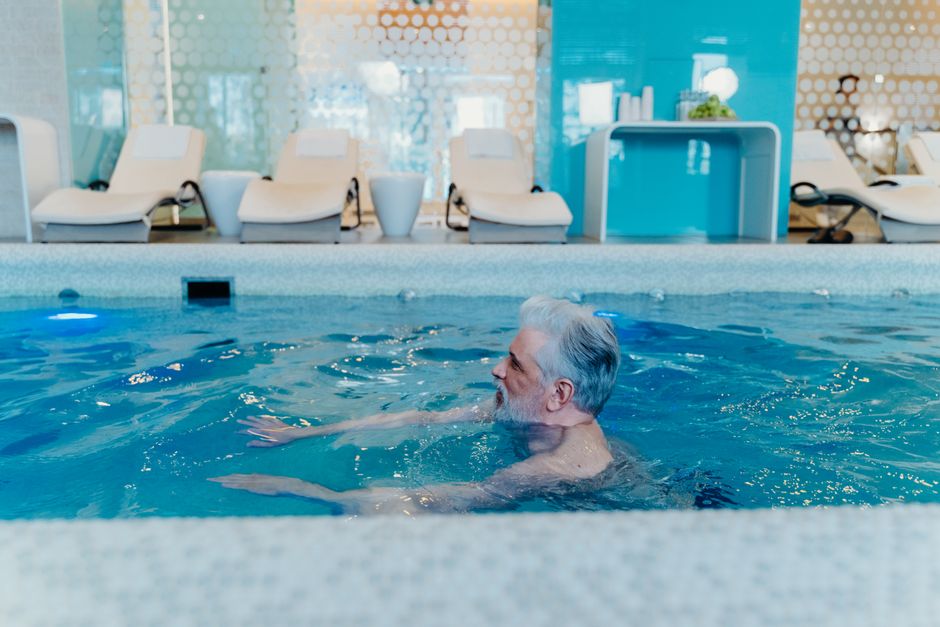 Grand Hotel Koper wellness center pool interior calm