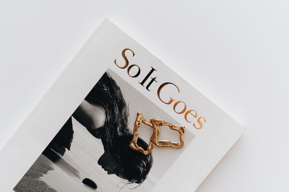 Goop lifestyle brand magazine cover wellness