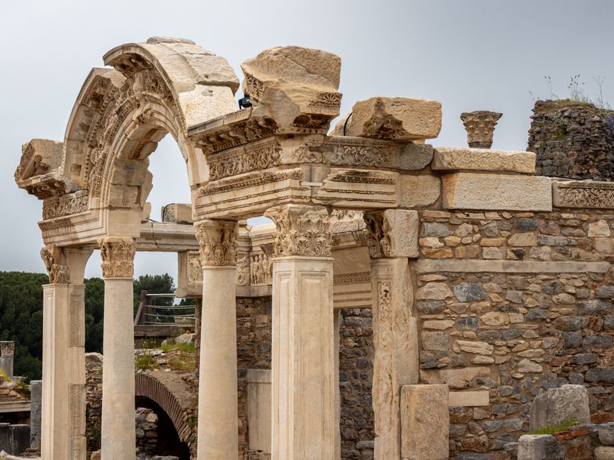 Selçuk hotel rooftop terrace Ephesus ruins view