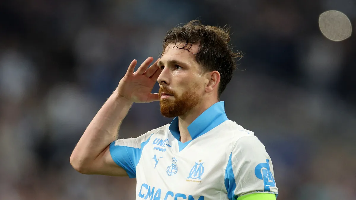 Two Süper Lig Giants Eye Pierre-Emile Højbjerg Transfer
