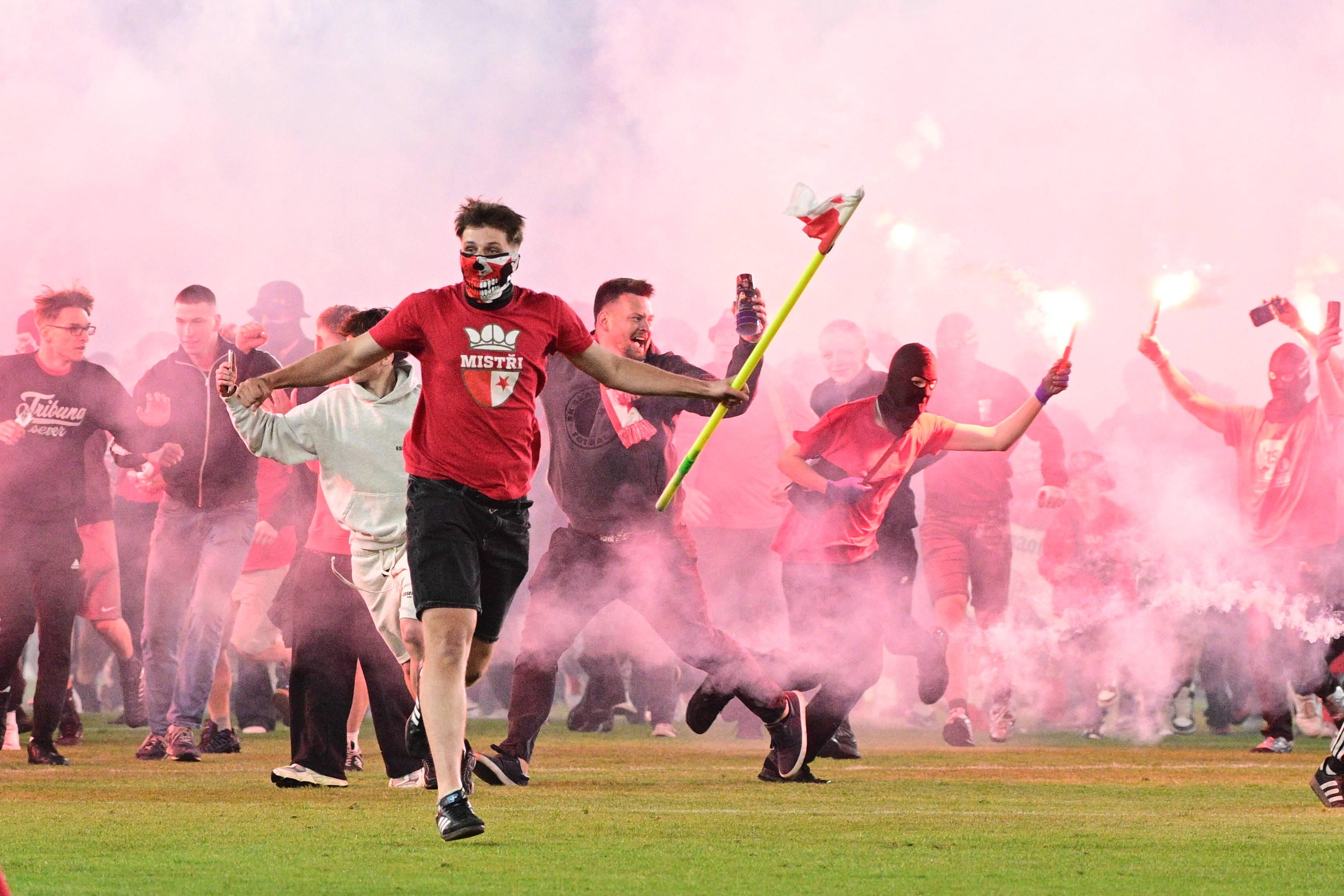 Tough Penalties for Slavia Prague After Supporters Rushed Field in Derby
