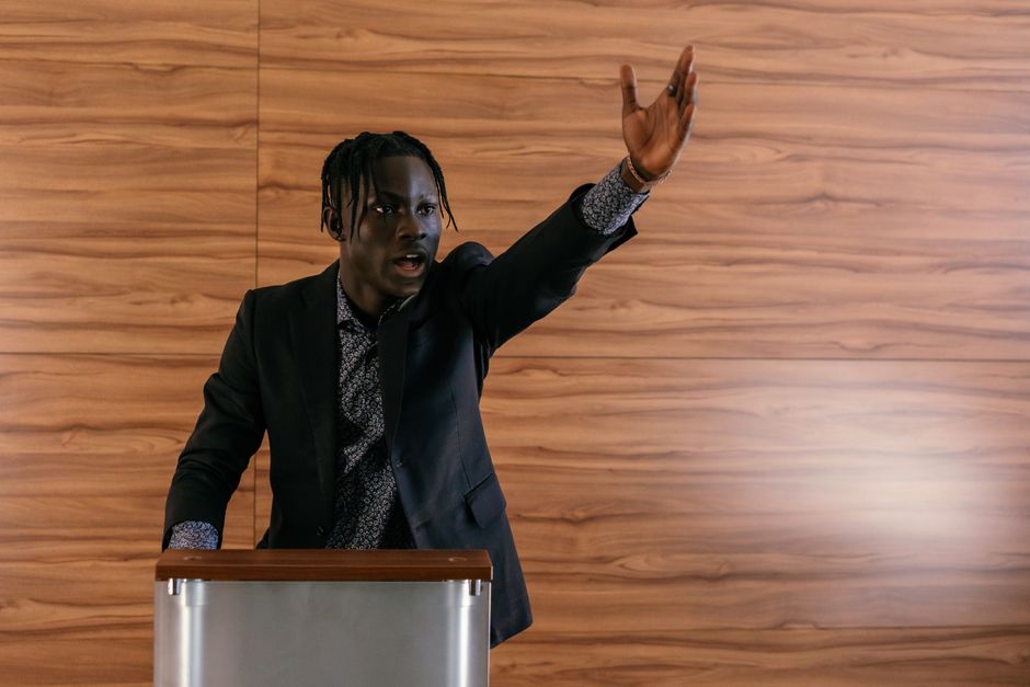 Dominic Fritz FDP party conference speech podium