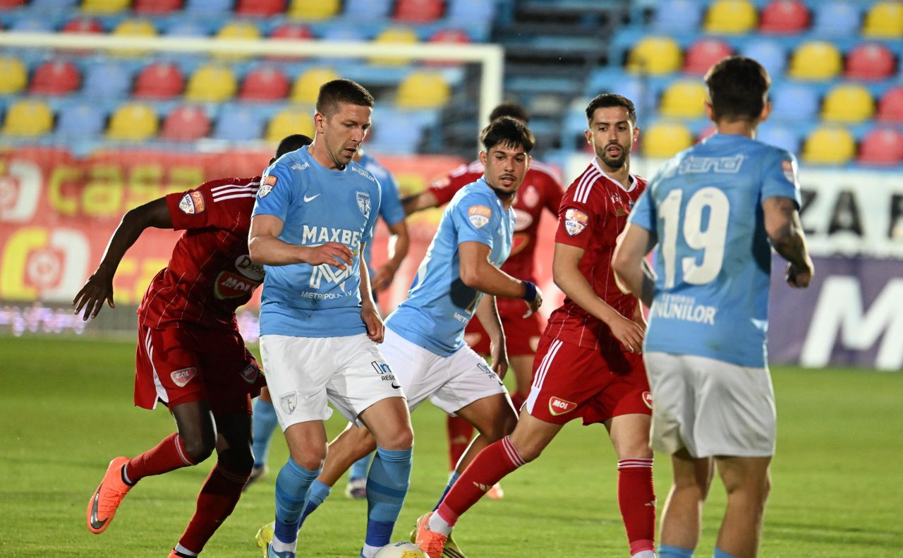 Romanian Football: Play-Offs Decide Direct SuperLiga Promotions
