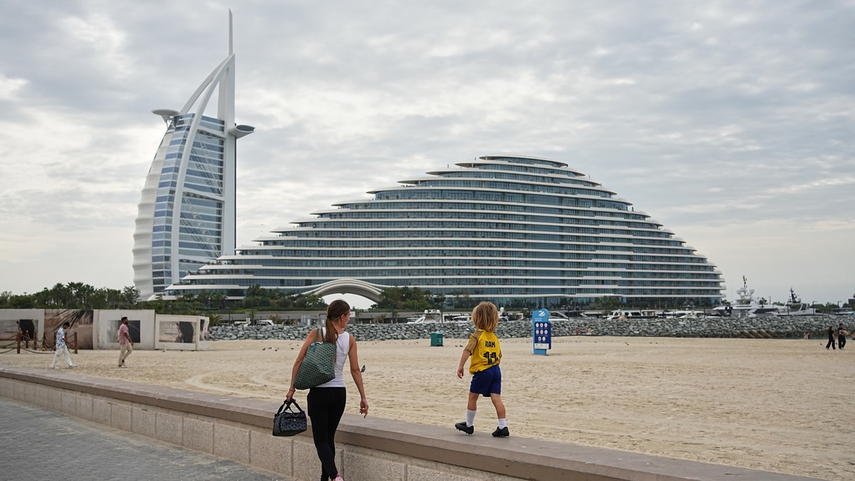 The Hidden Costs of Luxury: What You Really Pay for a 5-Star Hotel Night