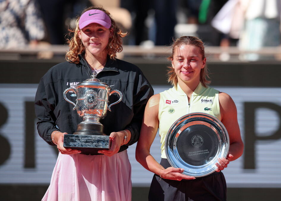Hvalinska's Heartbreak: A Qualifier's Grand Slam Dream Ends in Paris