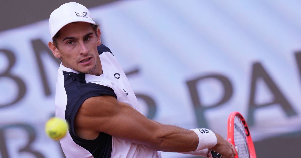 Roland Garros Chaos: Arnaldi Withdraws, Coboli Stunned