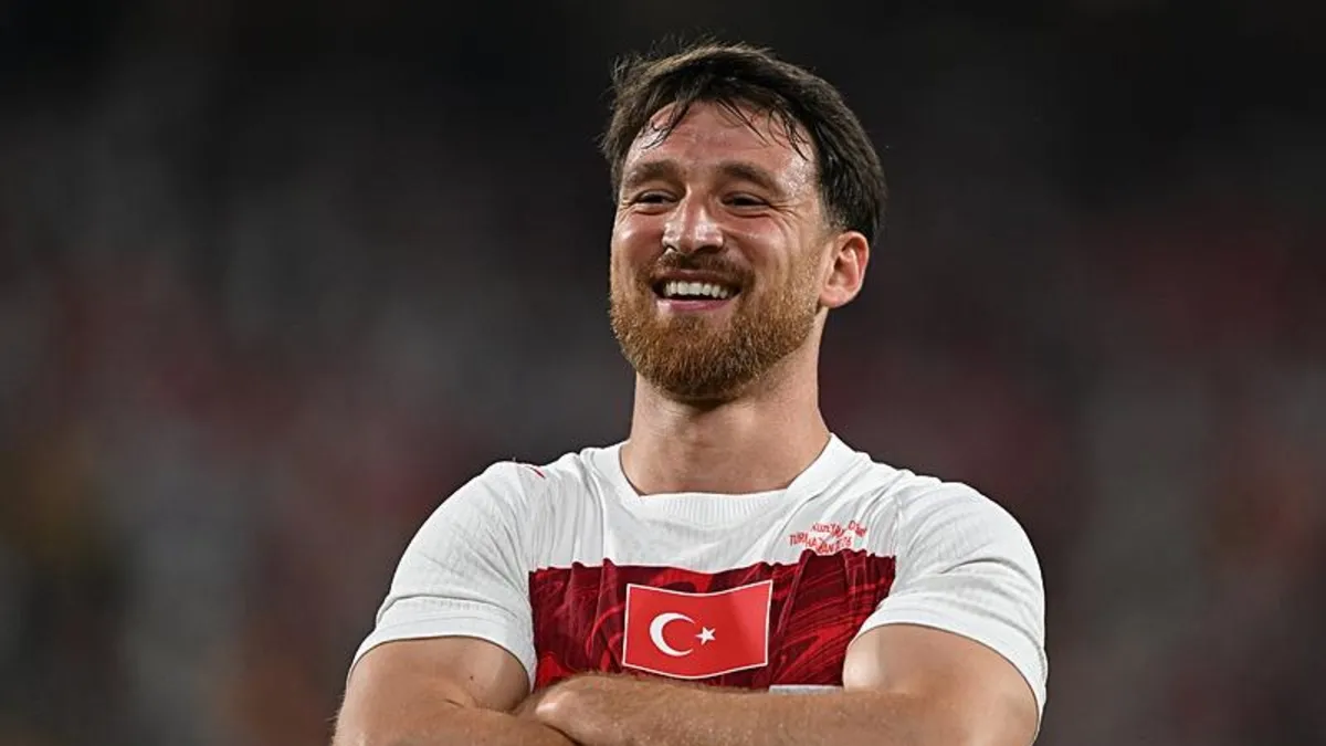Beşiktaş Targets Özcan: The Countdown Begins for the Dortmund Midfielder