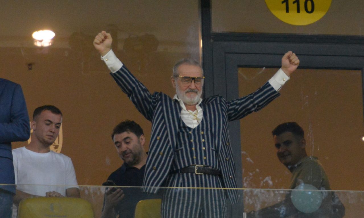 Becali Drops Bombshell: Tănase Stays, Six New Stars Incoming