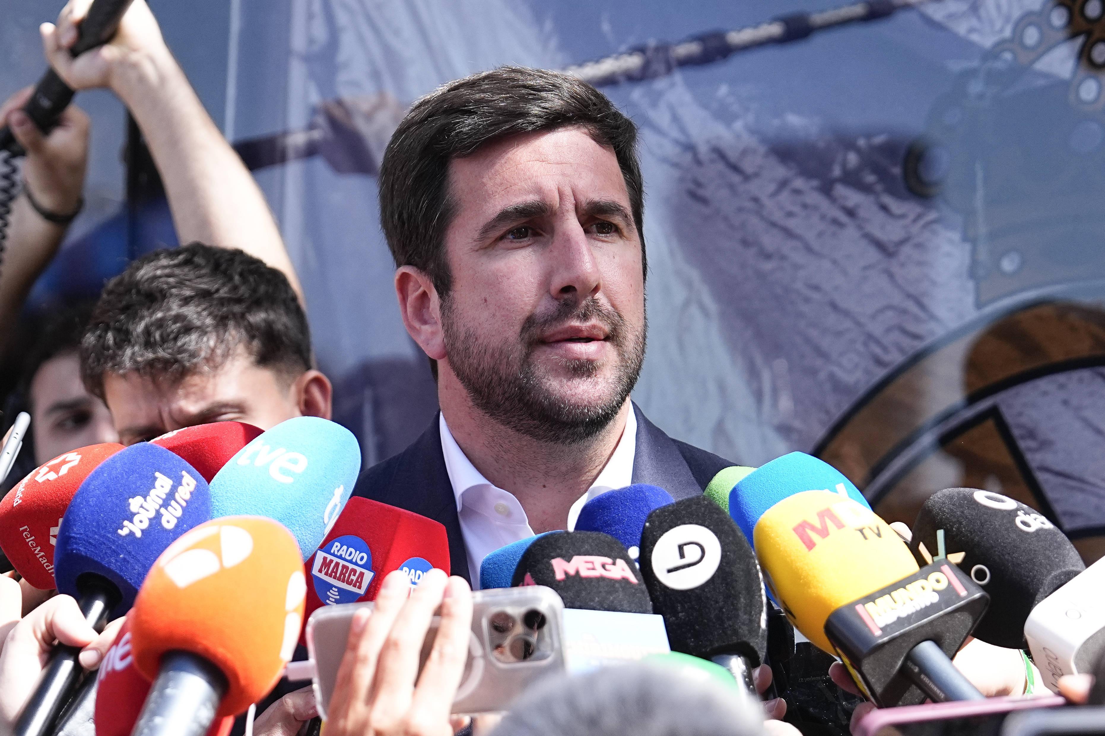 Riquelme Unveils Real Madrid Coup: Spanish Star & Busy Coach Locked In