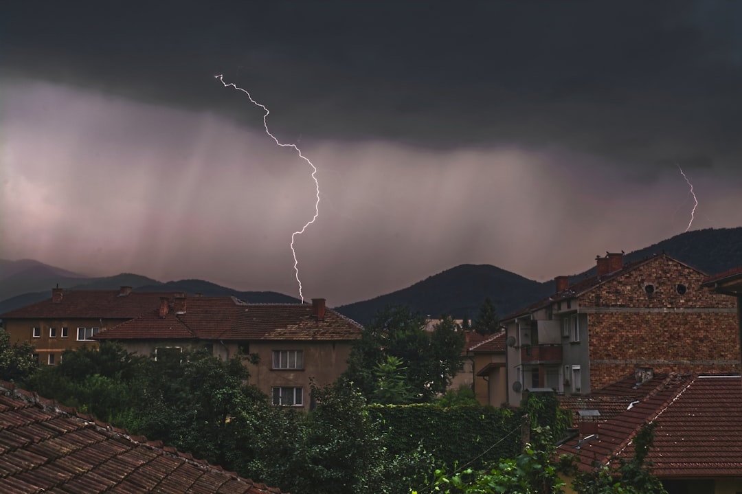 Severe Weather Alert: Intense Storms and Heavy Rainfall Sweep Across Novi Sad and Vojvodina