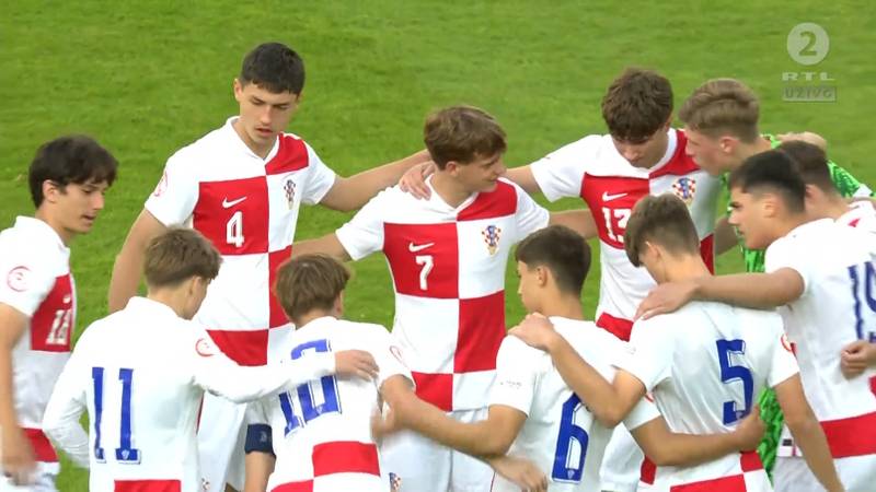 Croatia U17s Roar Past Estonia: Semi-Final Dreams Alive!